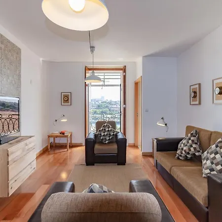 Belomonte River View Porto