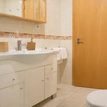 Belomonte River View Apartman *